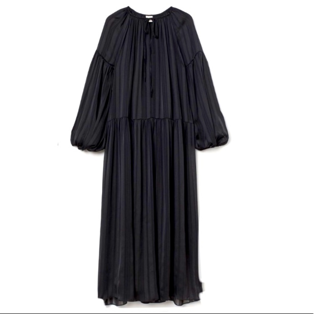 ❌Sold ❌H&M black long chiffon dress !
